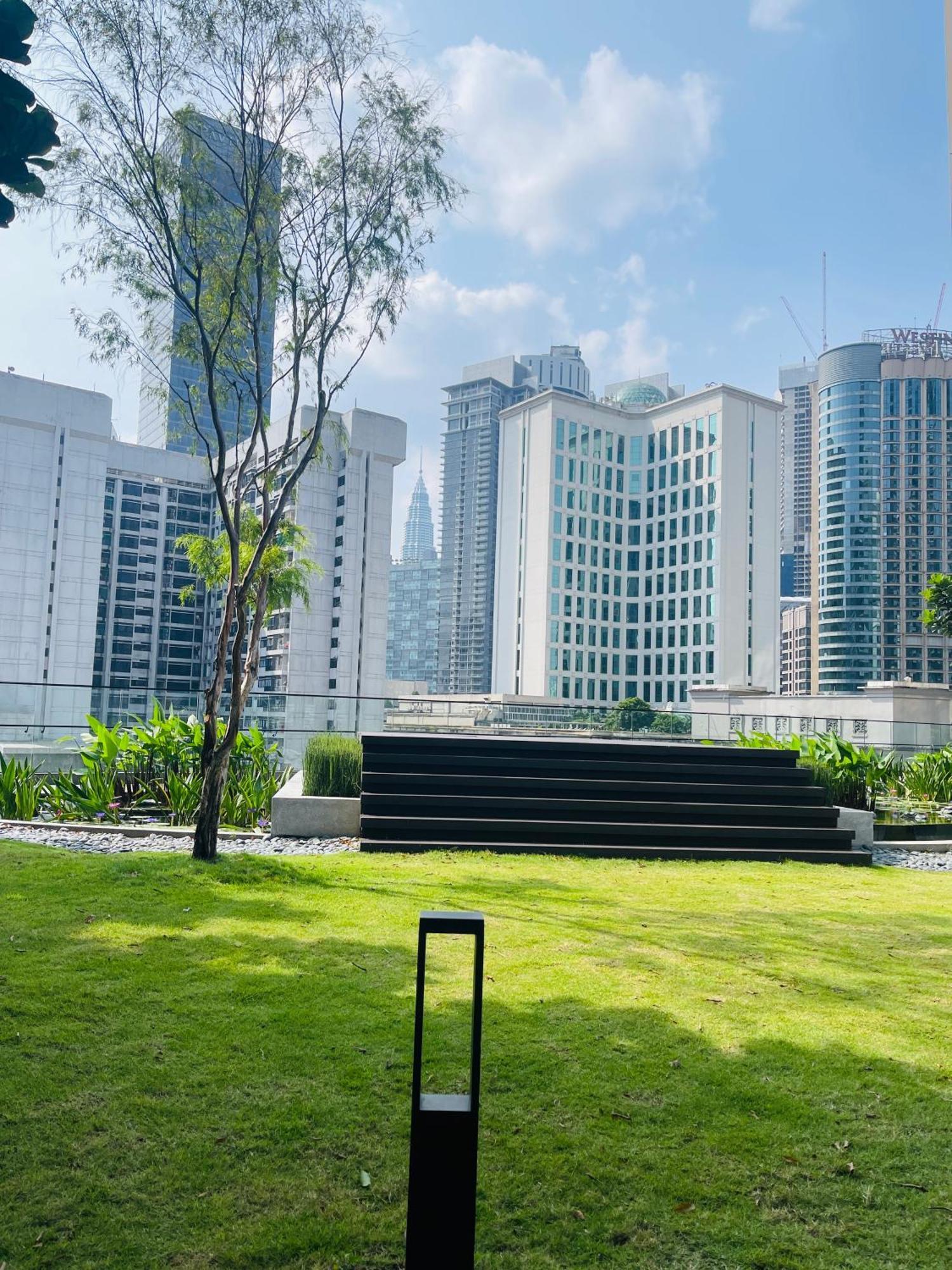 クアラルンプールAxon Infinity Pool Klアパートメント エクステリア 写真